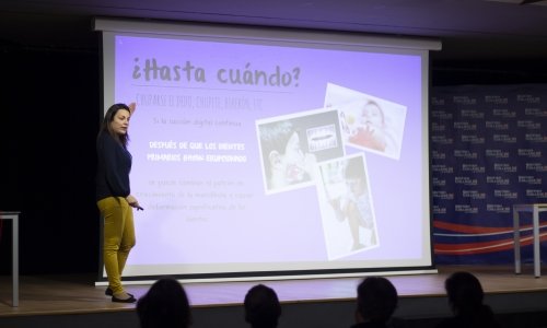 IMG_4447-charla_britishcollegelacanyada IMG_4447-charla_britishcollegelacanyada